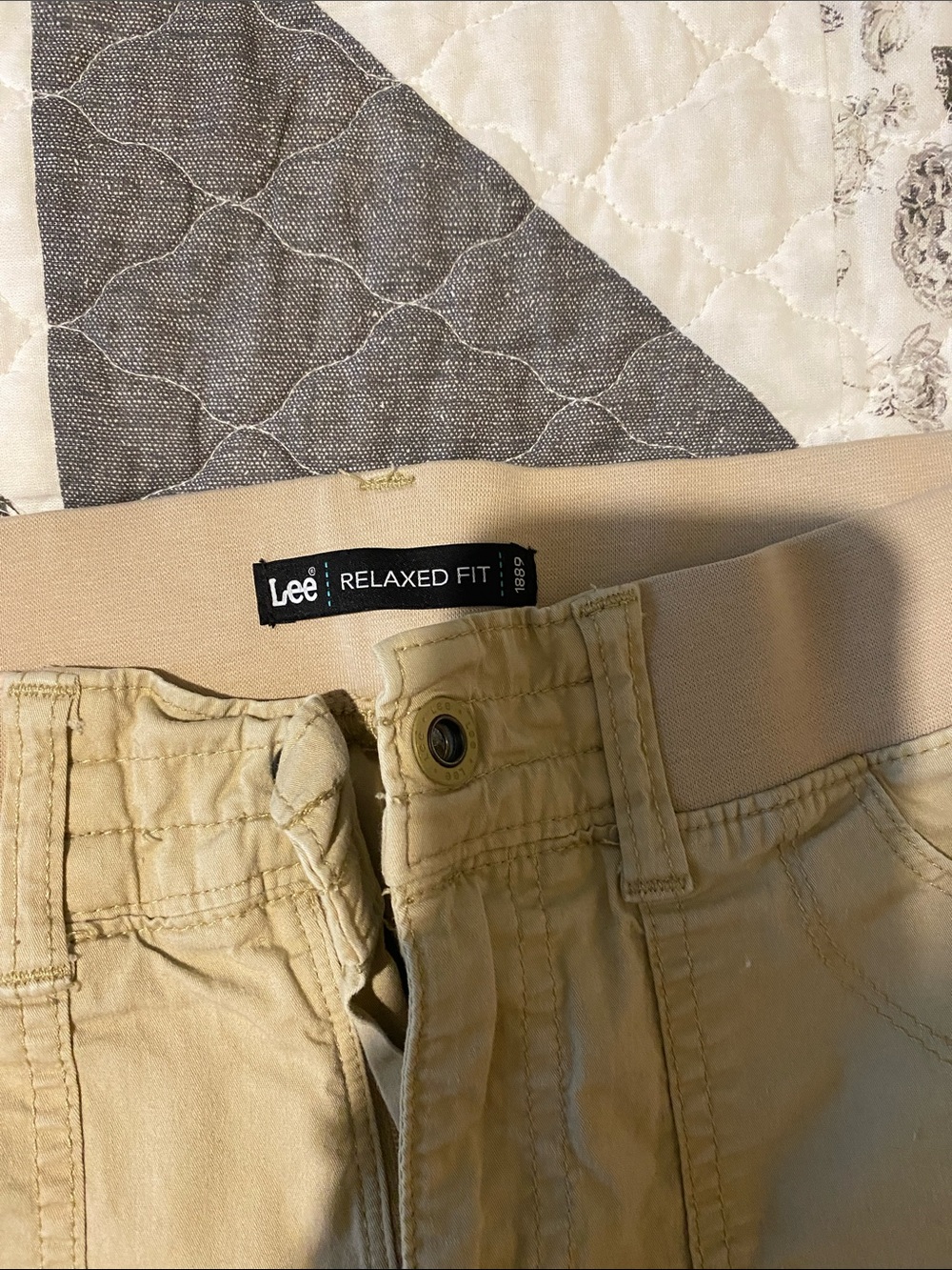 Lee Relaxed Fit
Please see call out in last photo